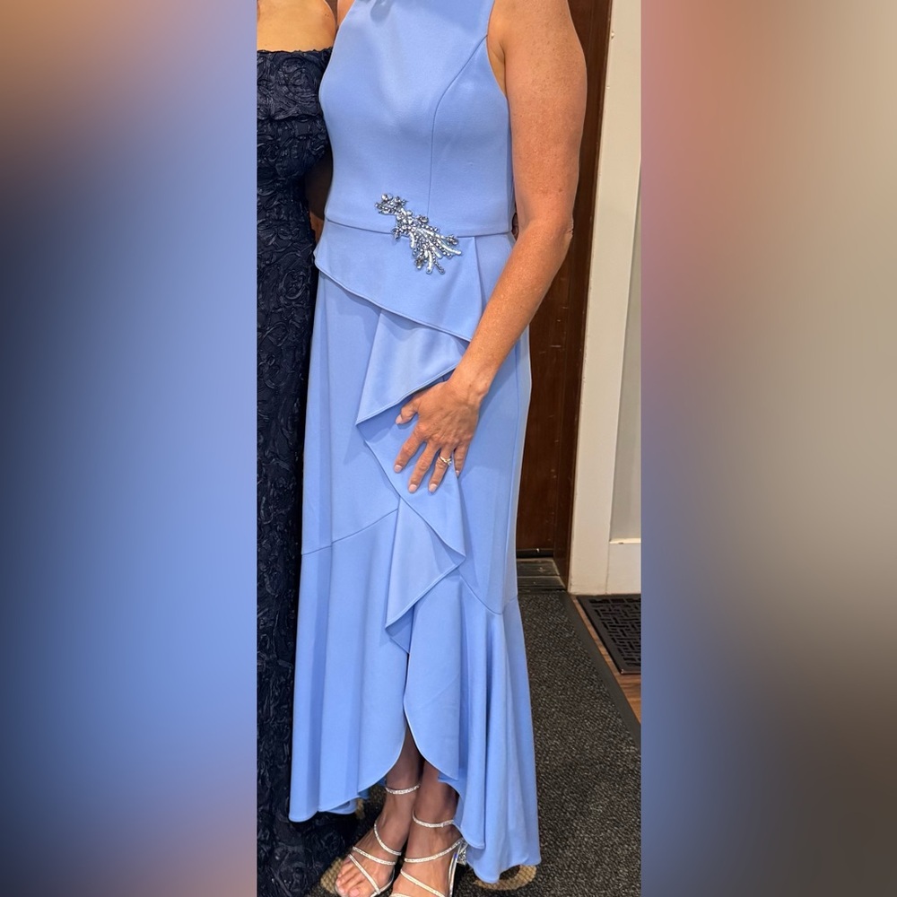 Elegant Blue Sleeveless Dress with Embellishment